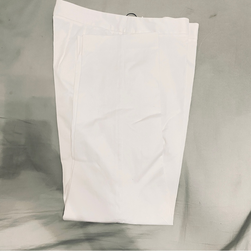 Natori Ladies white pants size 12  with tags